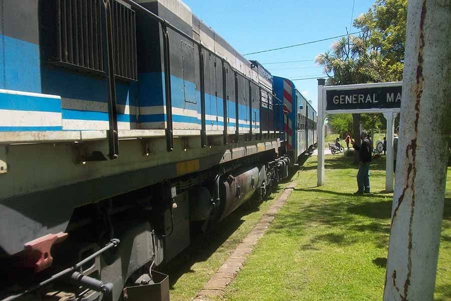 Gral. Madariaga: El tren arribó con cargamento
