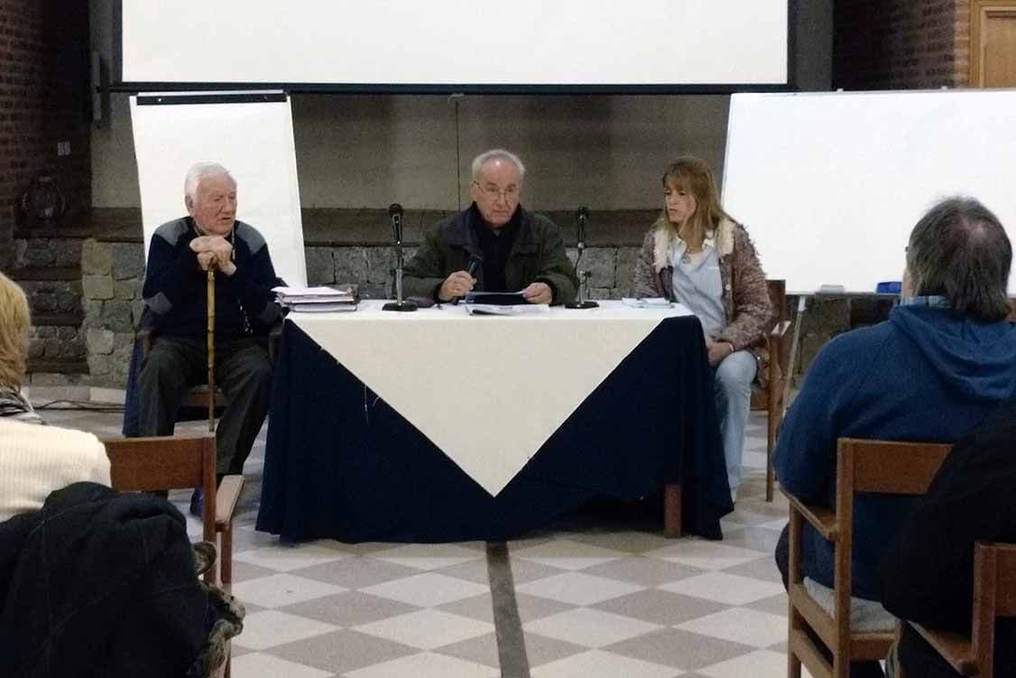 Asamblea en la institución madre de Cariló