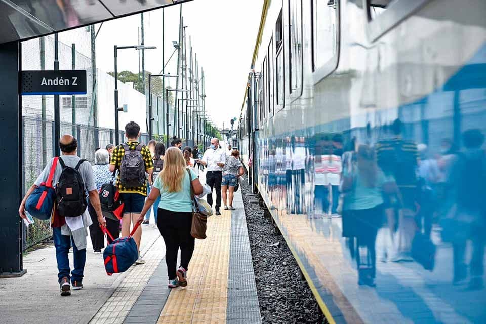 Lanzan a la venta los pasajes de trenes para el verano