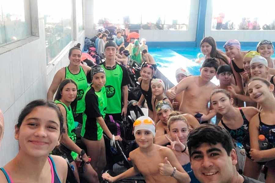 La natación del San Vicente sigue sumando torneos