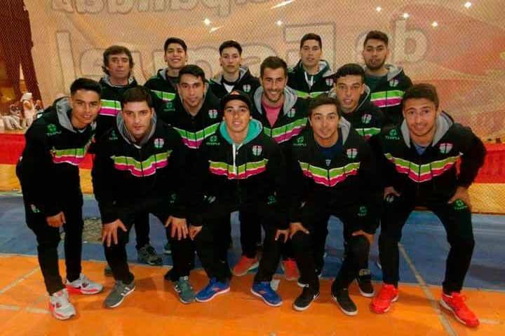El Modelo y la odisea de jugar el Nacional