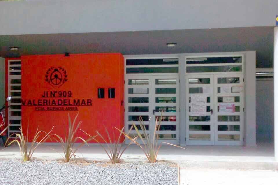 Feria a beneficio del Jardín 909