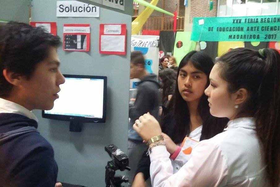 Pizarra interactiva, posible y más cercana