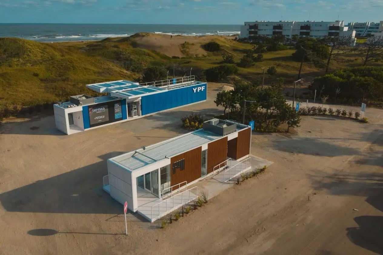 YPF puso en marcha en Pinamar la primera estación de servicio móvil del país