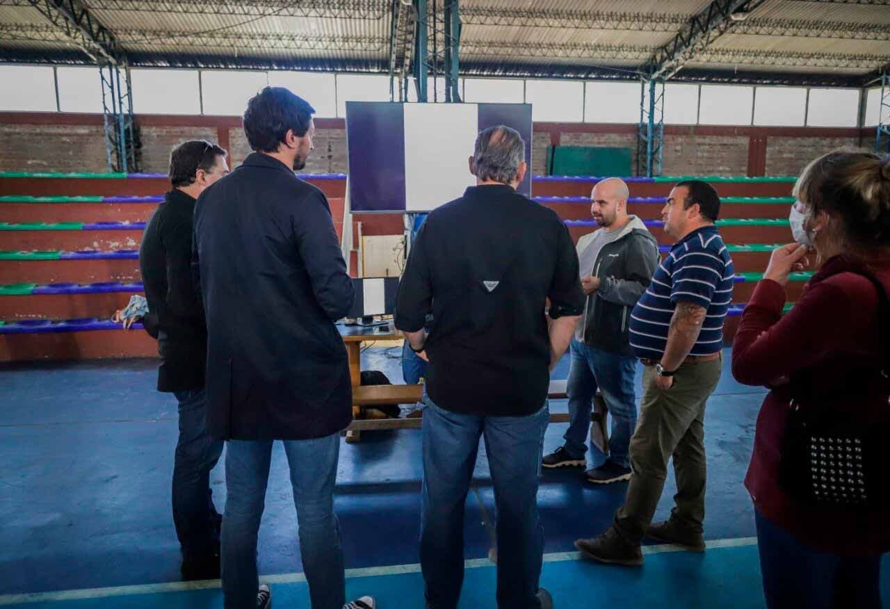 Berni recorrió 10 municipios bonaerenses
