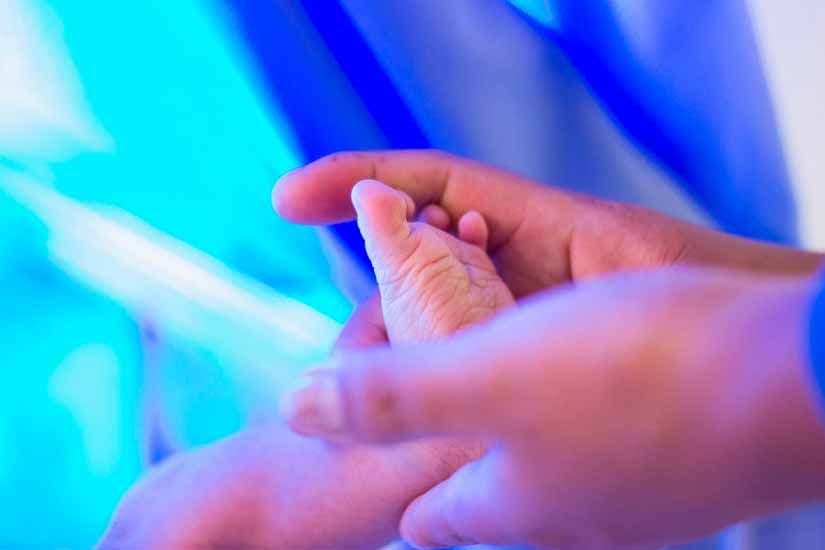 Una mujer con Covid 19 dio a luz.