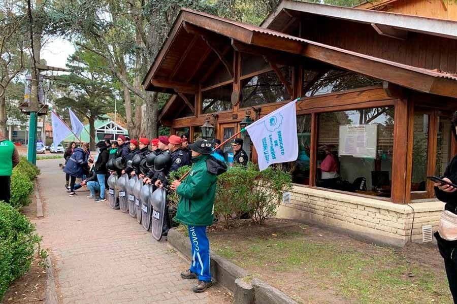 El gremio de municipales denuncia la injerencia de Camioneros