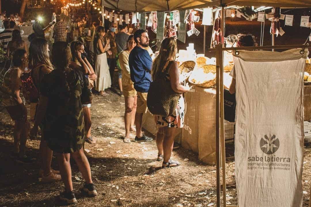 Mercado Sabe la Tierra en Cariló