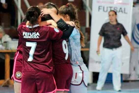 El futsal es cosa de mujeres: se juega el torneo argentino de la CAFS